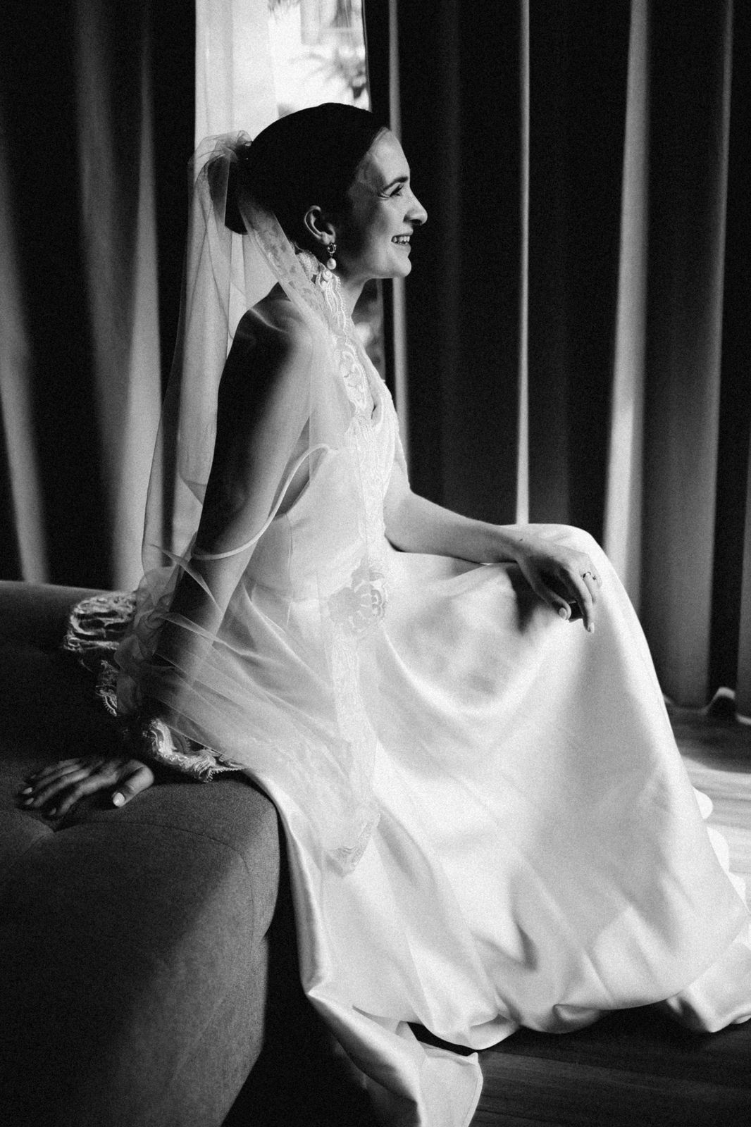 NUBE Bride